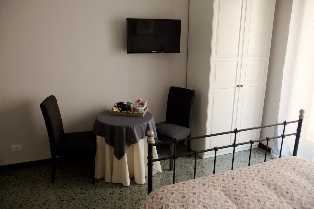 La Casa In Prati Panzió Róma Szoba fotó